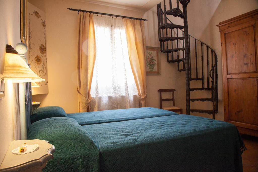 Hotel Locanda Degli Artisti 博尔戈圣洛伦索 客房 照片