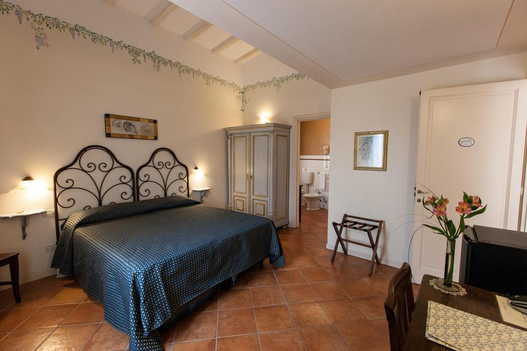 Hotel Locanda Degli Artisti 博尔戈圣洛伦索 客房 照片
