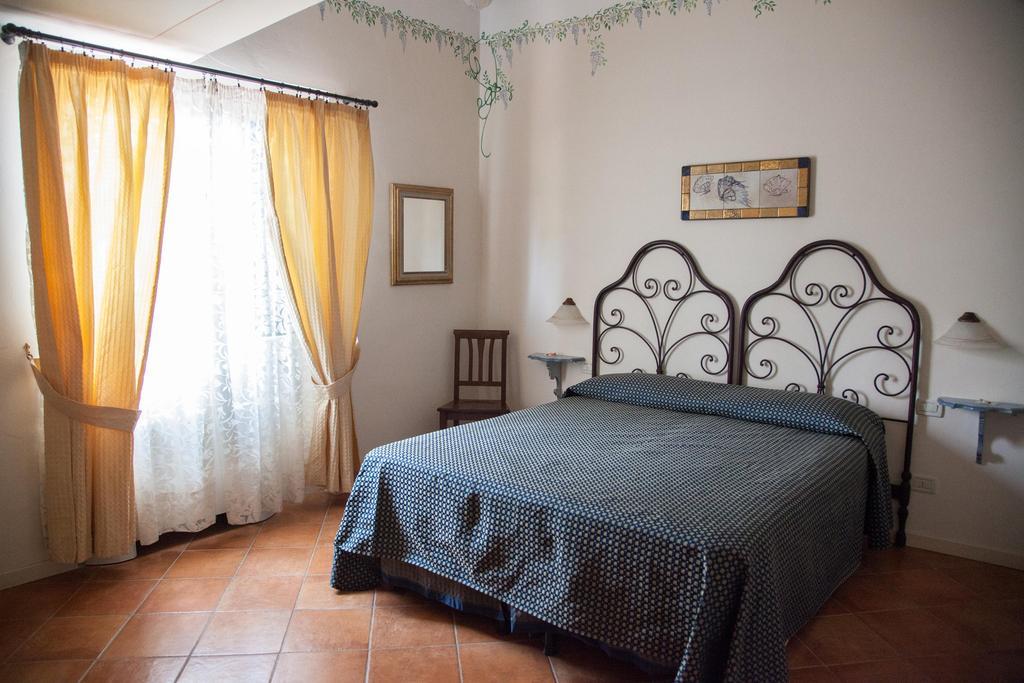 Hotel Locanda Degli Artisti 博尔戈圣洛伦索 客房 照片