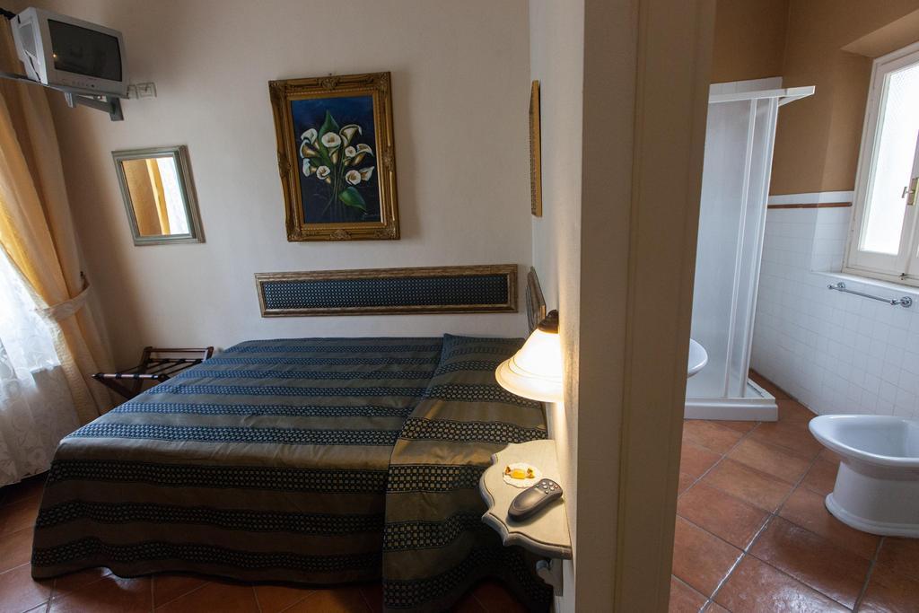 Hotel Locanda Degli Artisti 博尔戈圣洛伦索 客房 照片