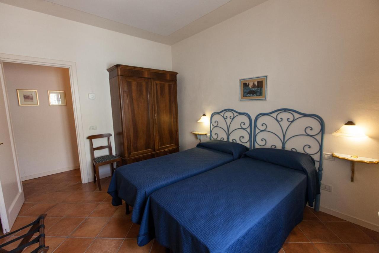 Hotel Locanda Degli Artisti 博尔戈圣洛伦索 外观 照片